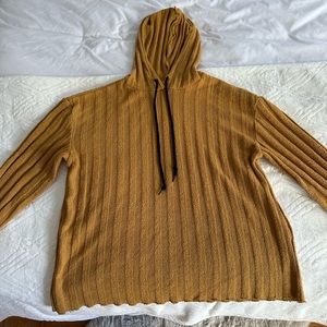 Zara Pullover shirt